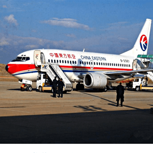 吴圩机场快递航空快运业稳步发展的原因是什么？